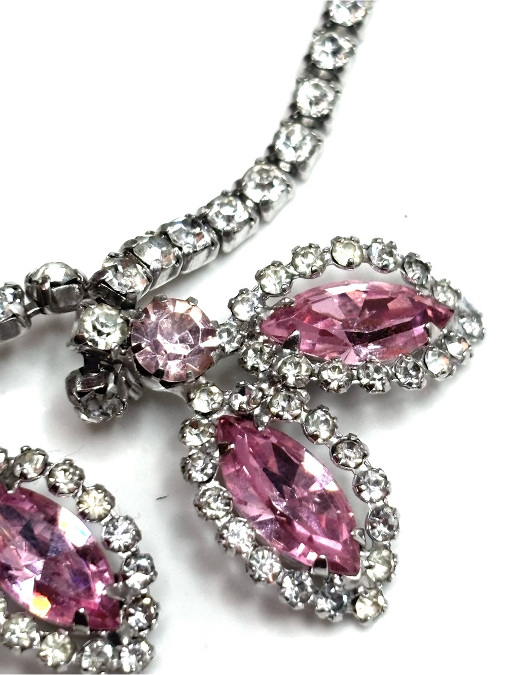VTG Weiss Pastel Pink Rhinestone Rhodium Plated Necklace Earrings Set Signed - Picture 4 of 13